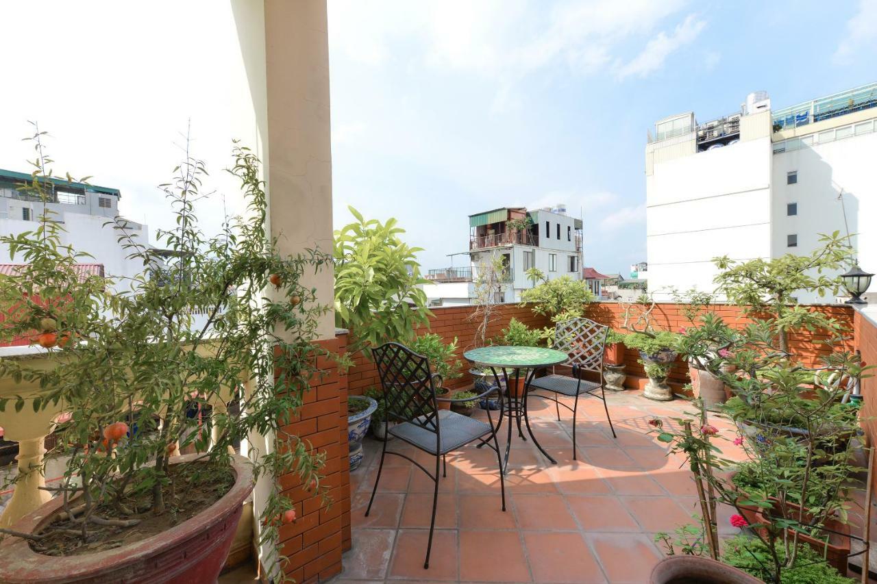 Lucky 2 Hotel & Travel Hanoi Exteriör bild