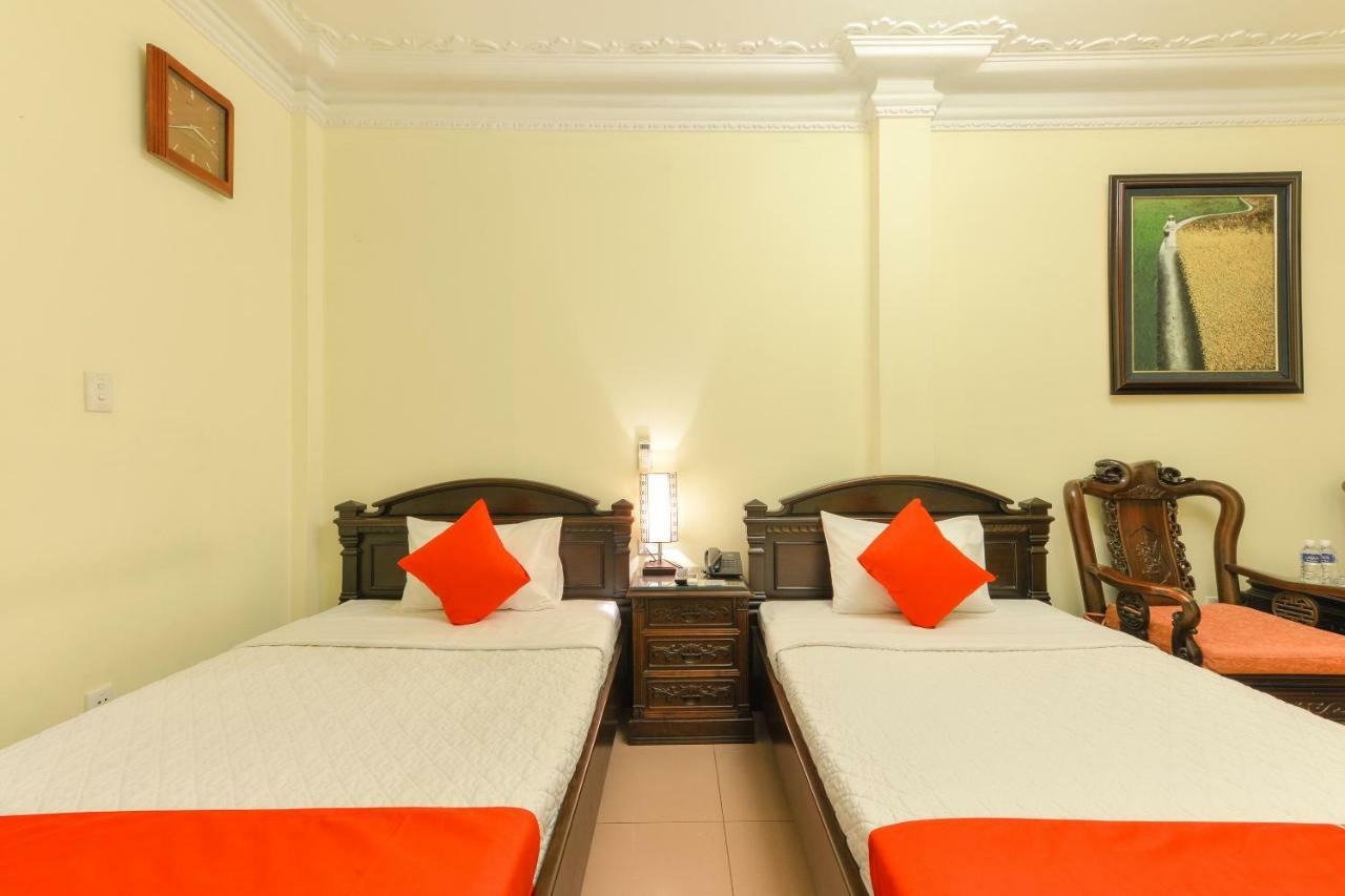 Lucky 2 Hotel & Travel Hanoi Exteriör bild